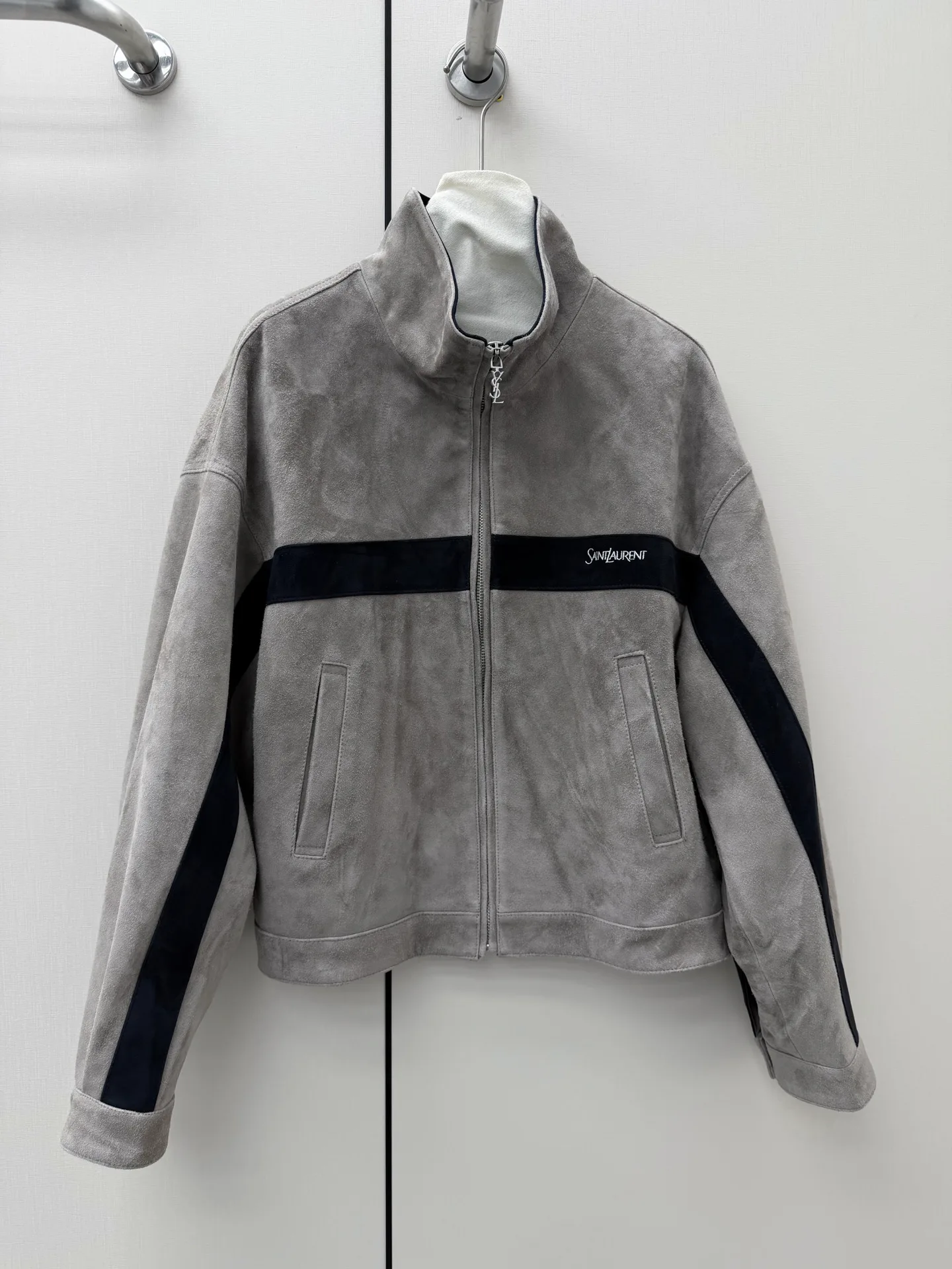 Кожаные Куртки И Дублёнки Женские Saint Laurent 18016051