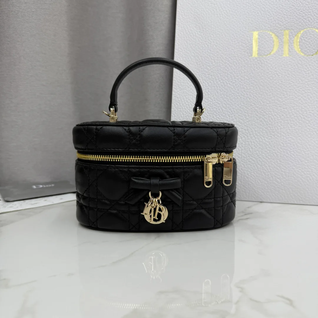 Классические Сумки Женские Christian Dior 11905729
