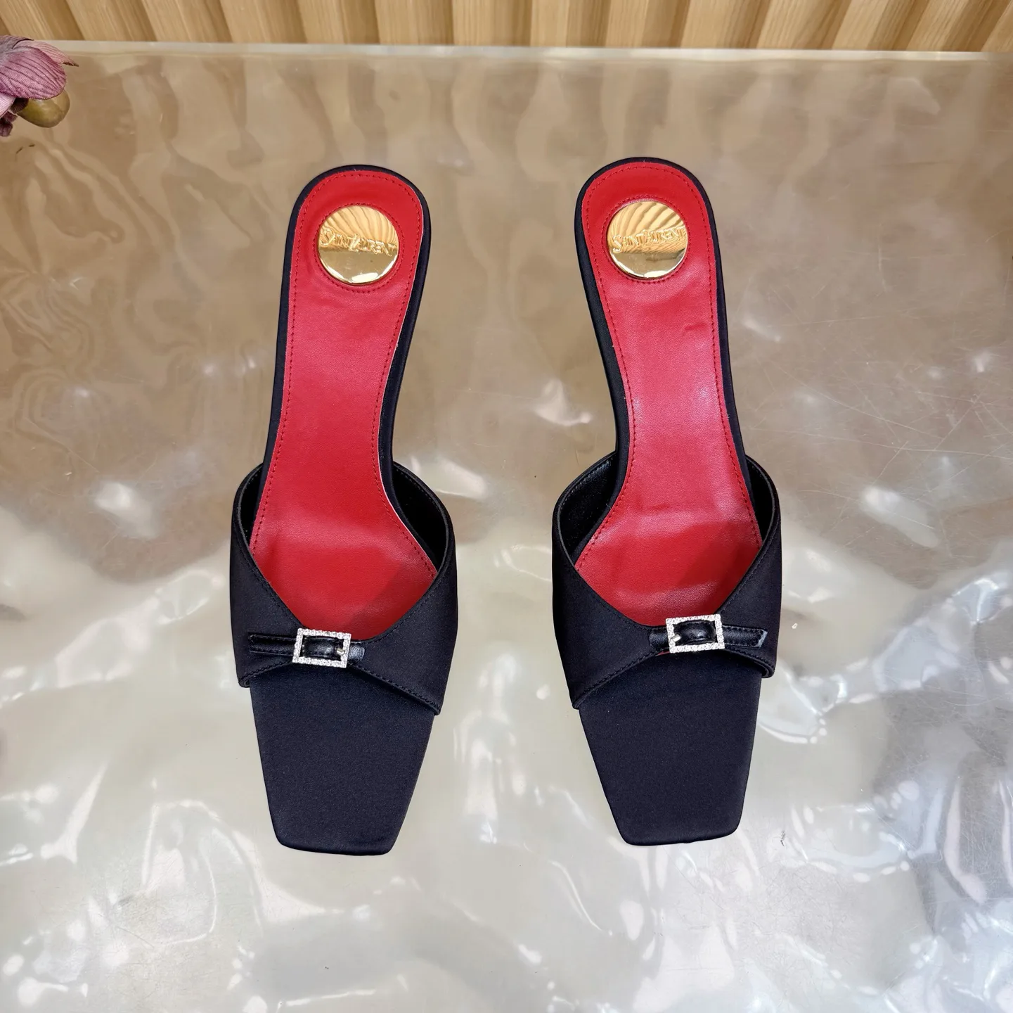 Босоножки Женские Saint Laurent 10712291