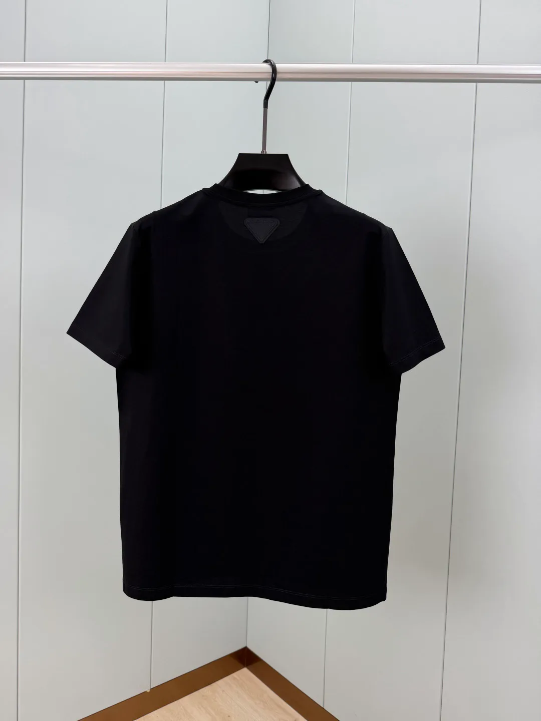 Футболки Женские Prada 6425225