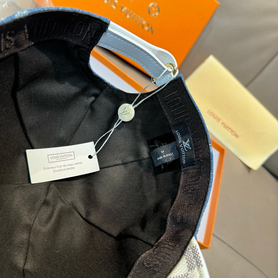 Головные Уборы Louis Vuitton 4549980