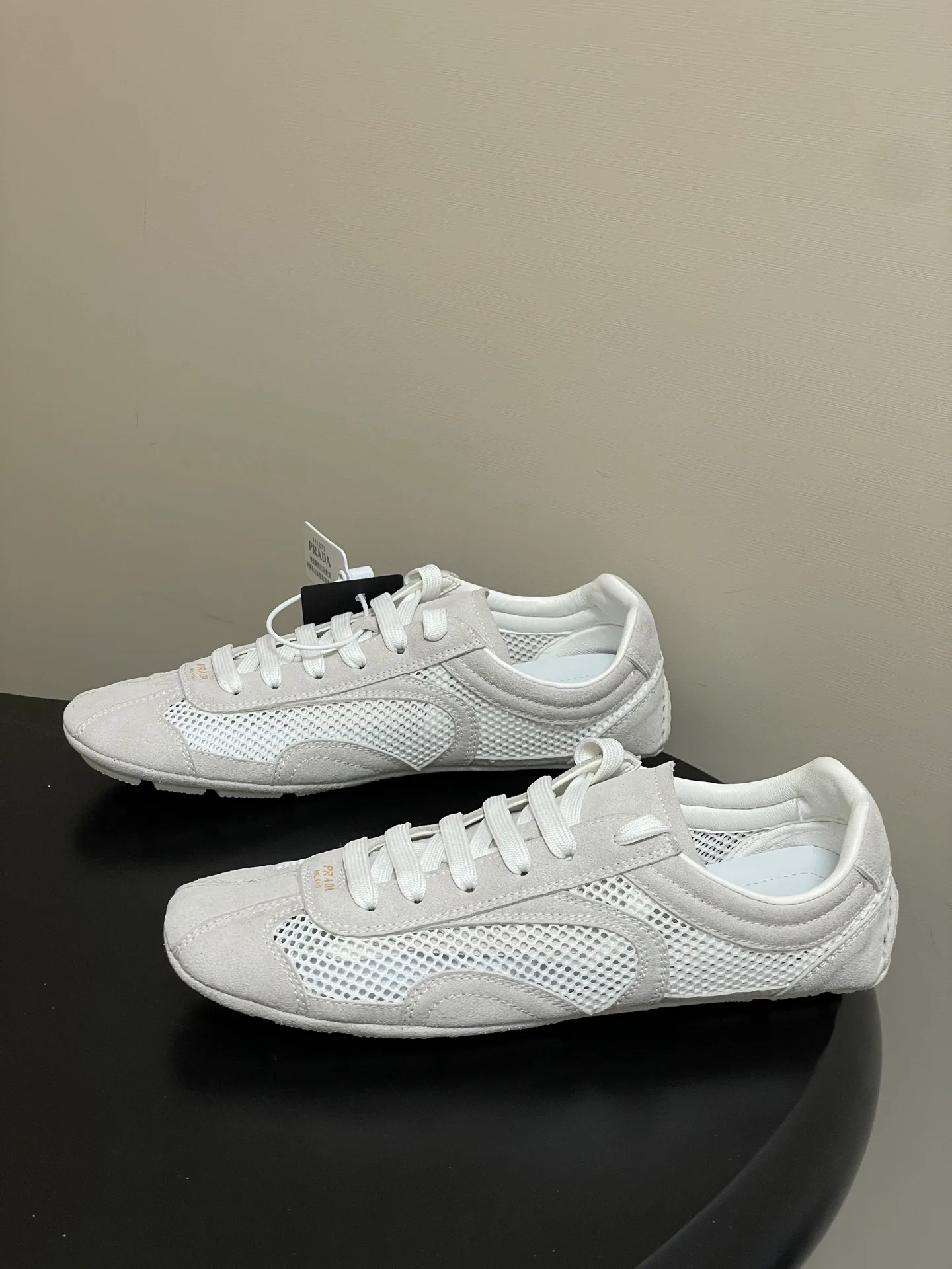 Кроссовки Женские Prada 12880104