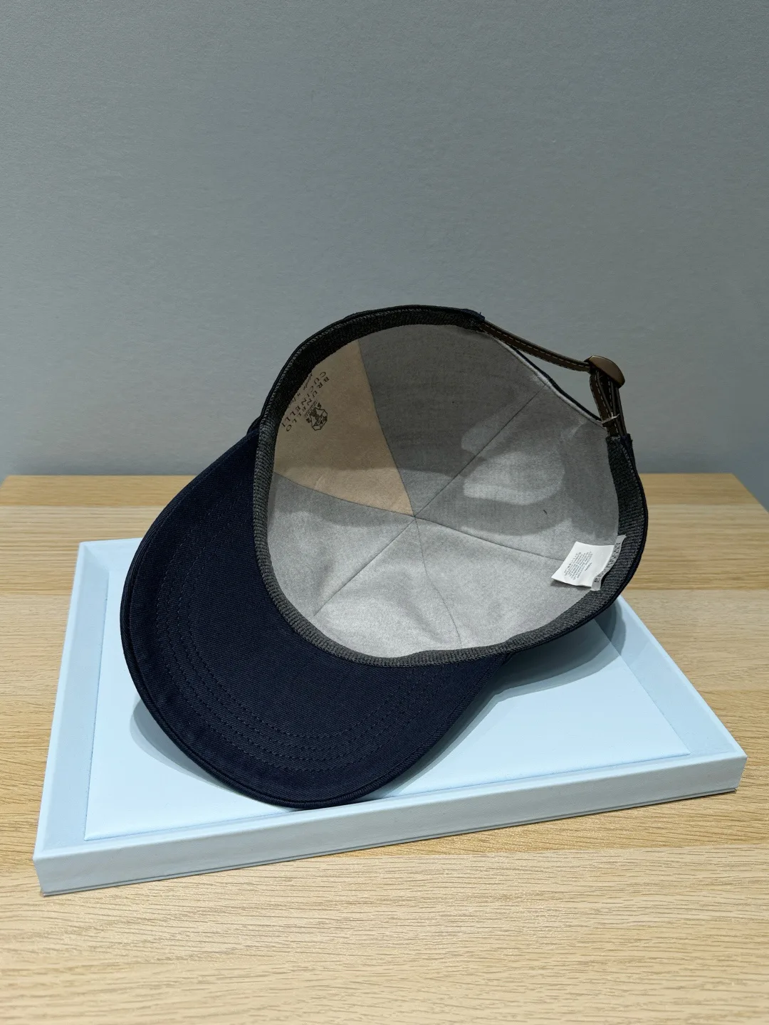 Головные Уборы Brunello Cucinelli 11435277
