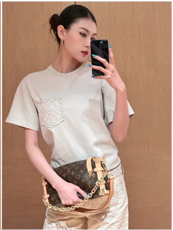 Футболки Женские Louis Vuitton 6251802