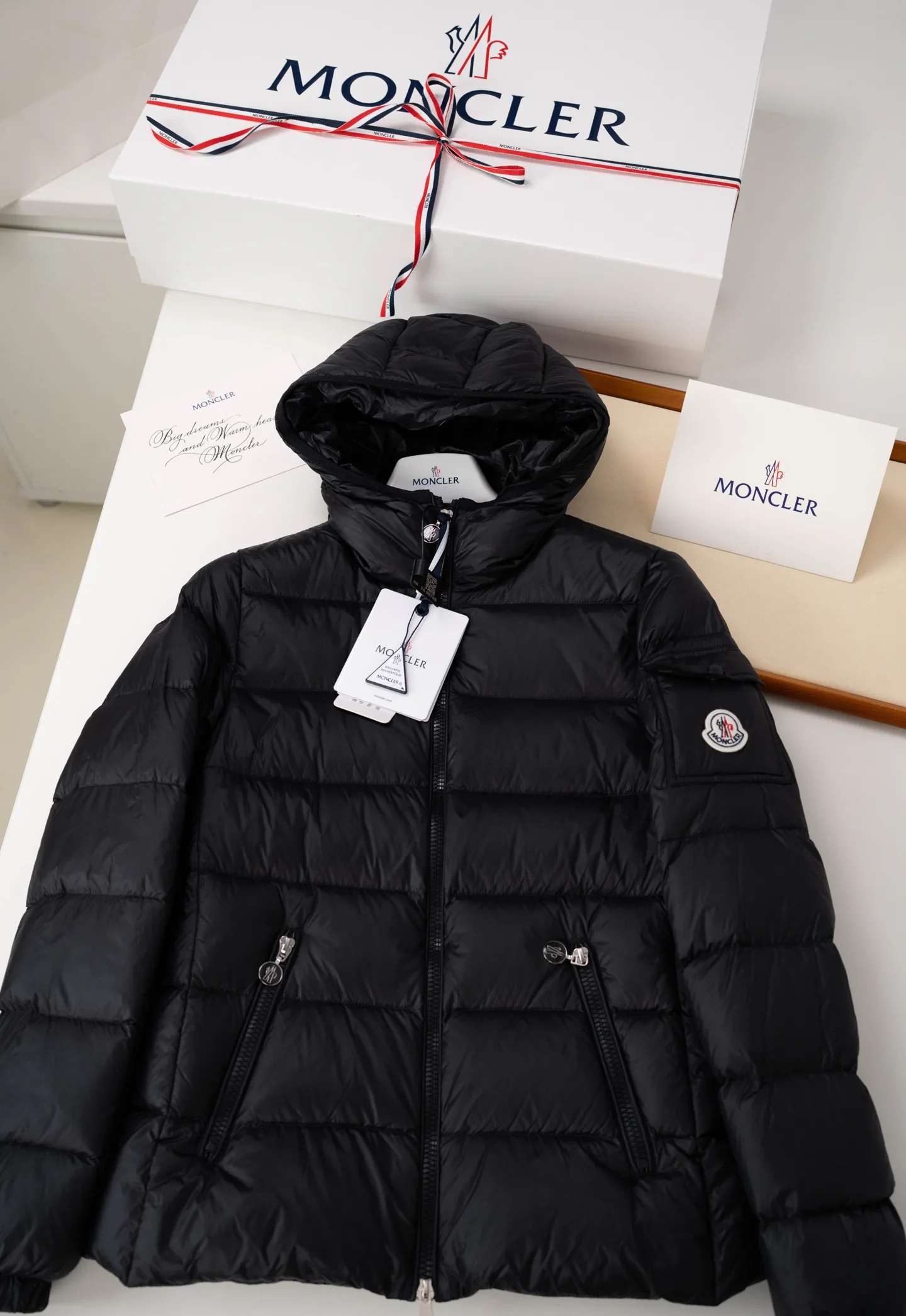 Куртки И Пуховики Женские Moncler 18141270