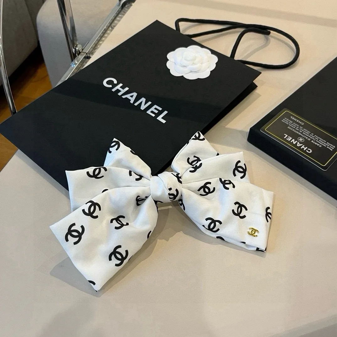 Бижутерия Chanel 11229117