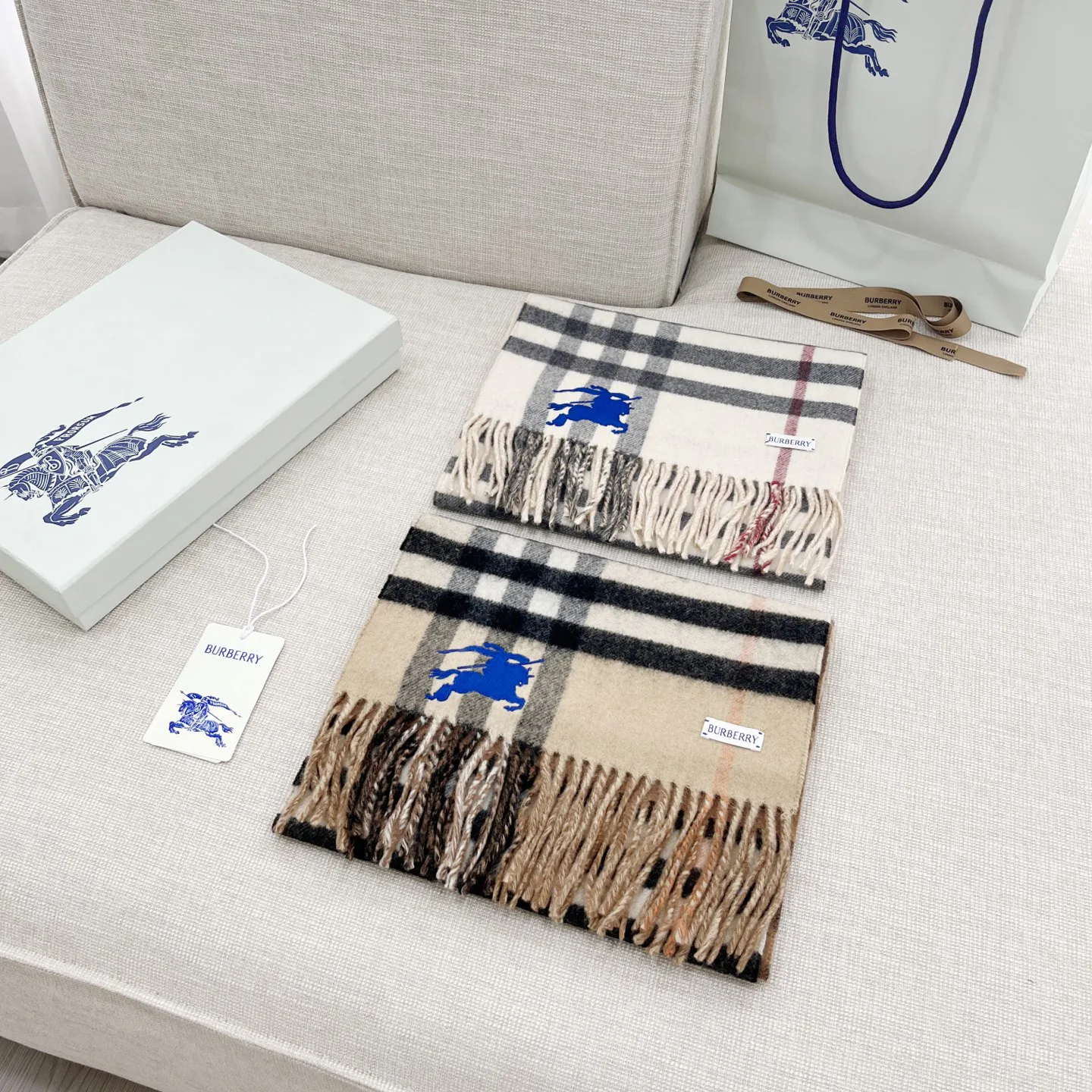 Шарфы Burberry 123695