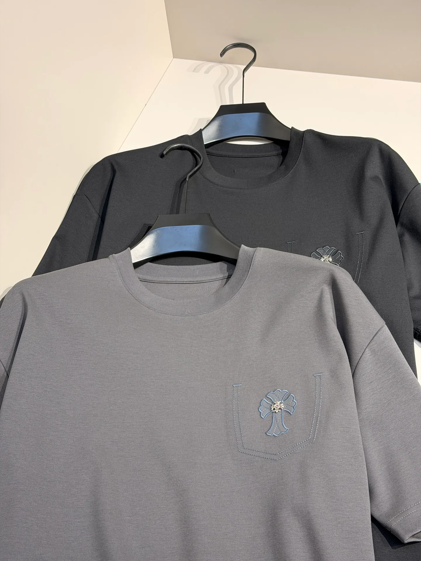 Футболки Женские Chrome Hearts 11193545