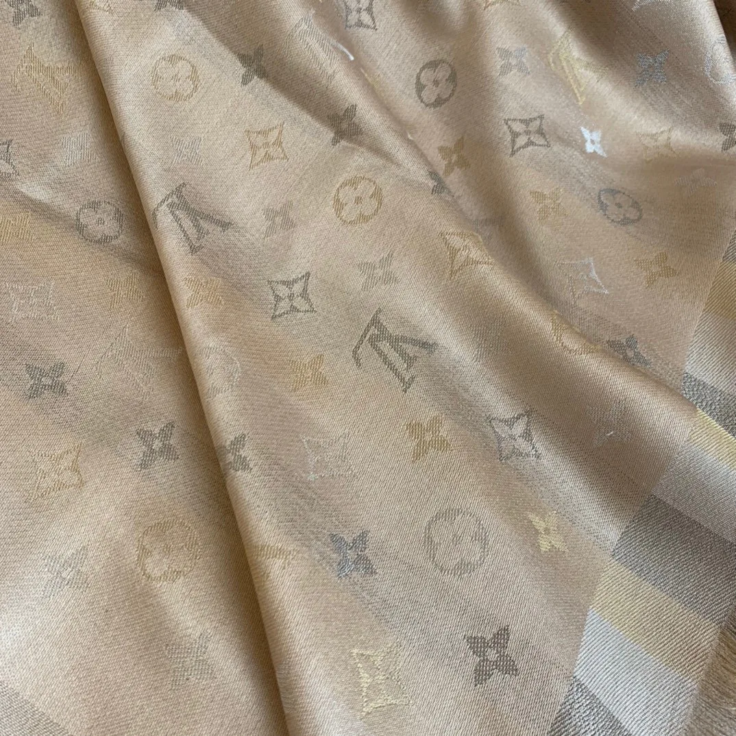 Шарфы Louis Vuitton 17794622