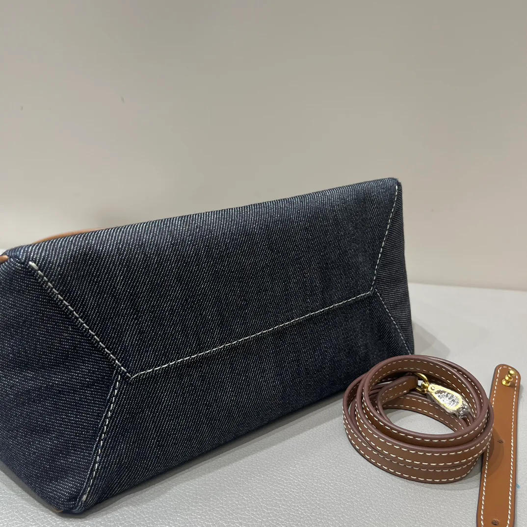 Сумки На Ремне Женские Miu Miu 155557