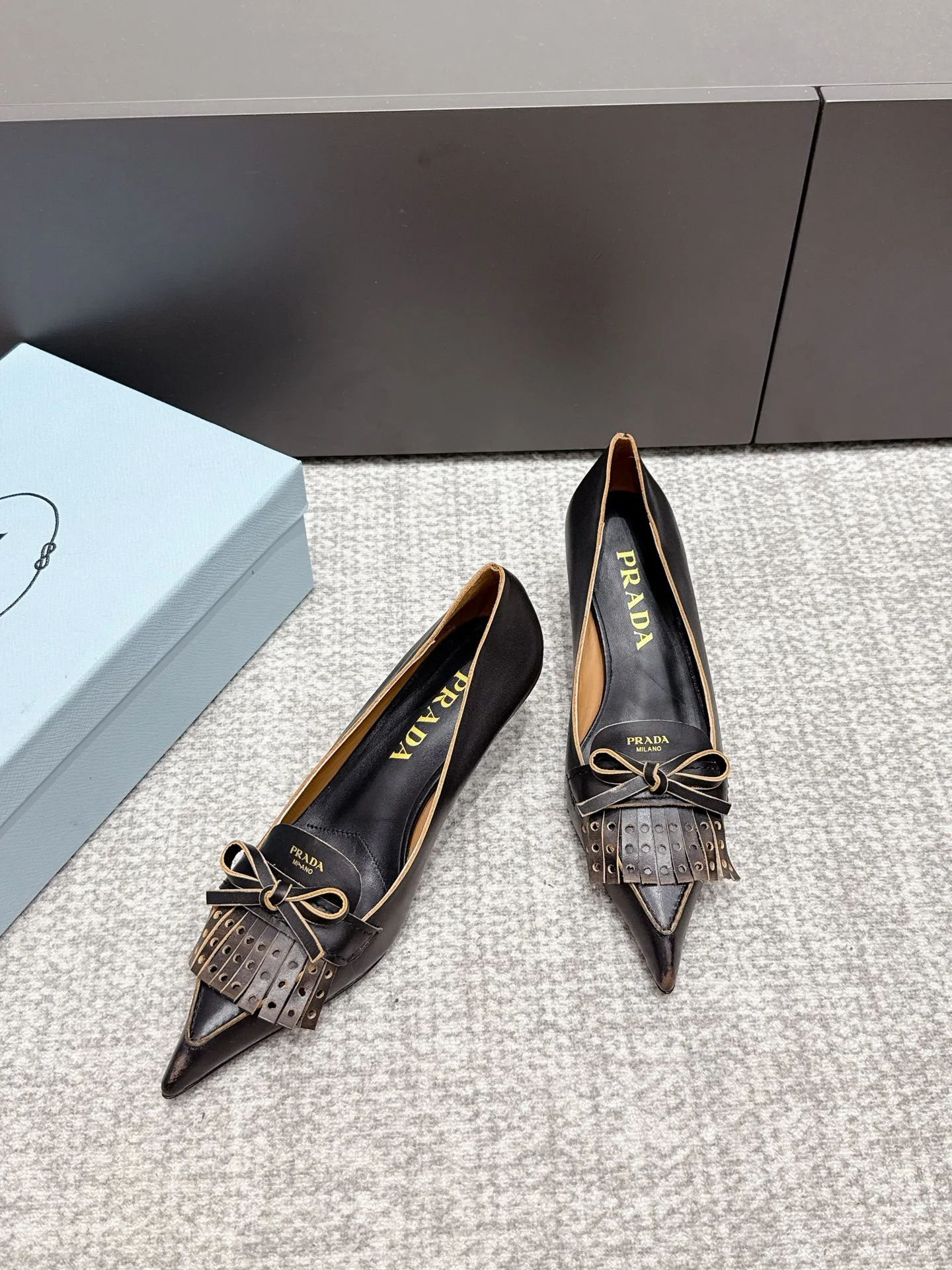 Туфли Женские Prada 13540599