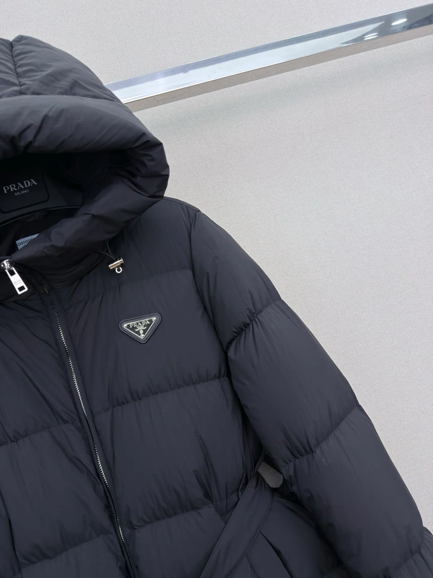 Куртки И Пуховики Женские Prada 18108679