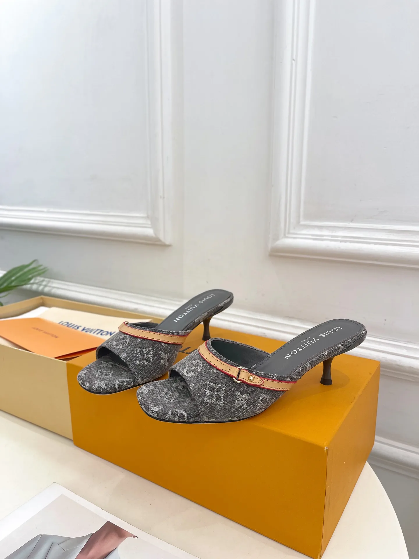 Туфли Женские Louis Vuitton 11458193
