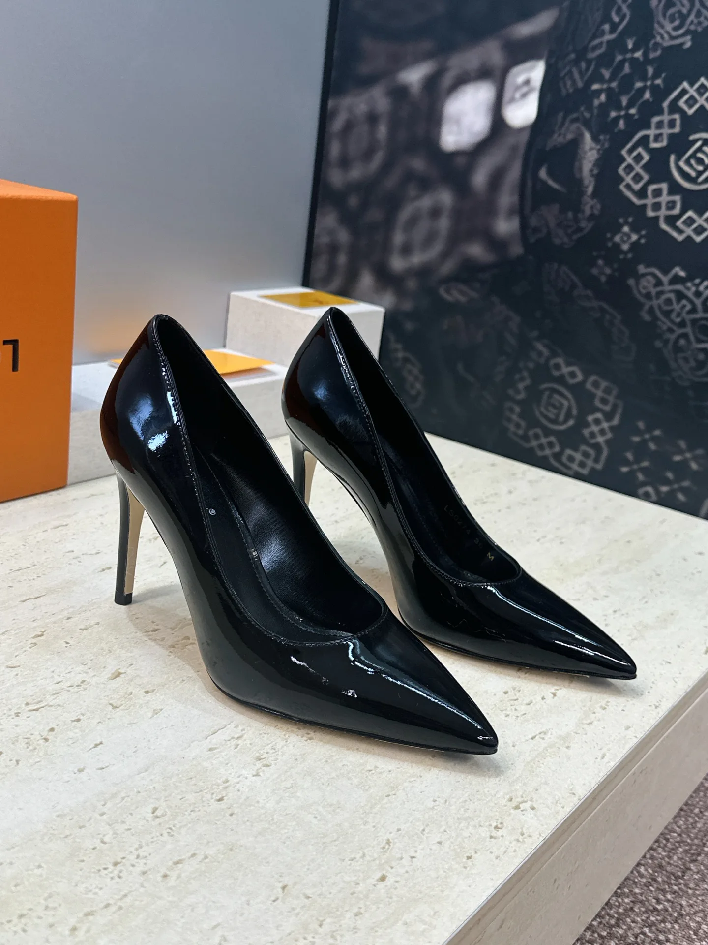 Туфли Женские Louis Vuitton 13346479