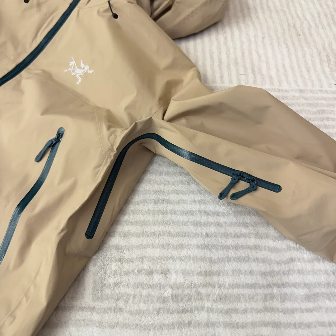 Куртки И Пуховики Женские Arcteryx 19260866