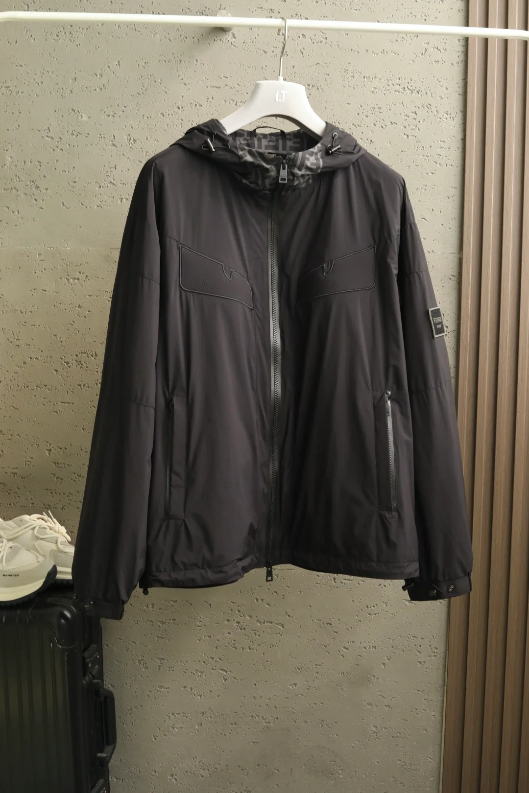 Куртки И Пуховики Мужские Fendi 11425018