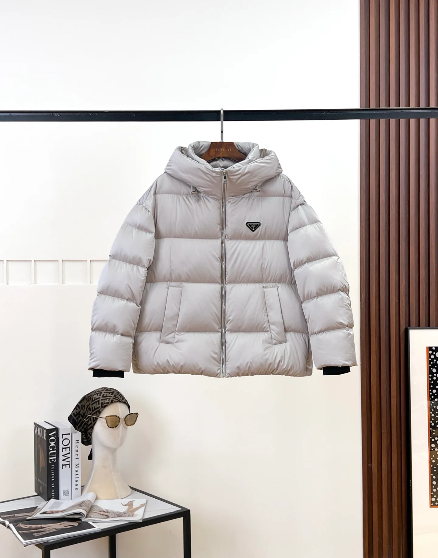 Куртки И Пуховики Женские Prada 18820427