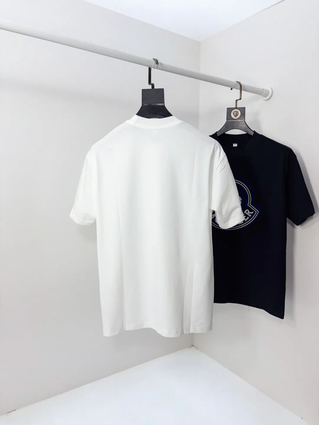 Футболки Мужские Moncler 11708799