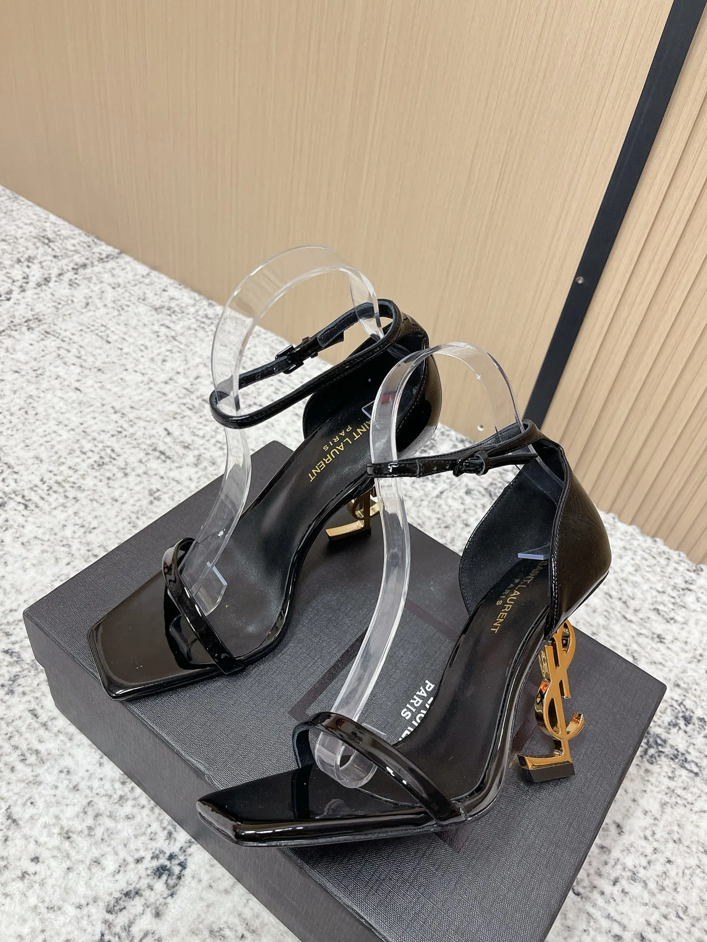 Туфли Женские Saint Laurent 11515346