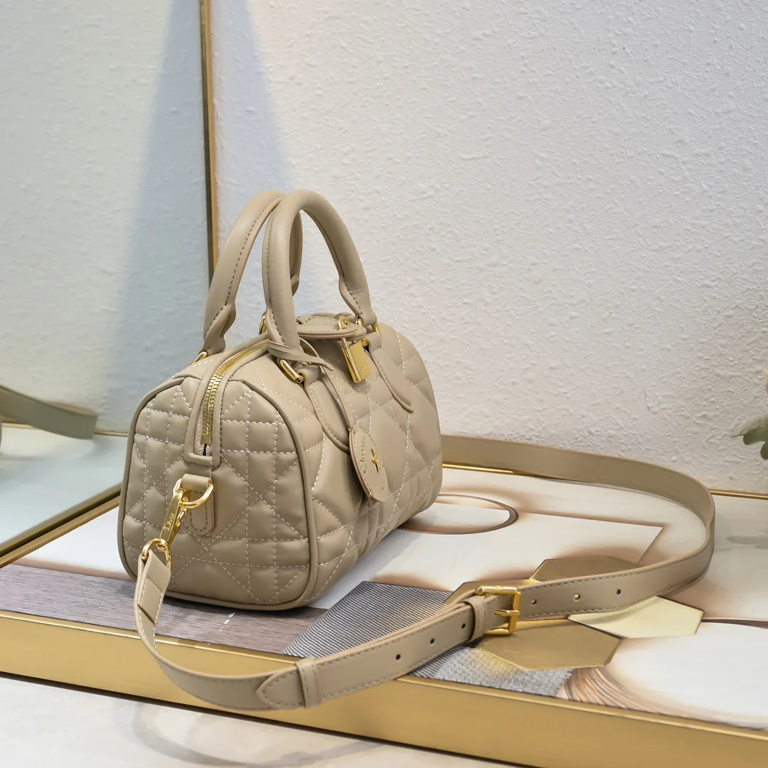 Классические Сумки Женские Christian Dior 1449452