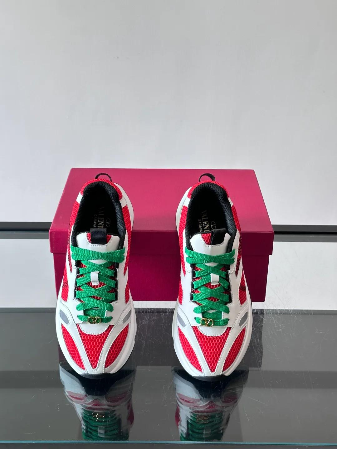Кроссовки Женские Valentino 17224117