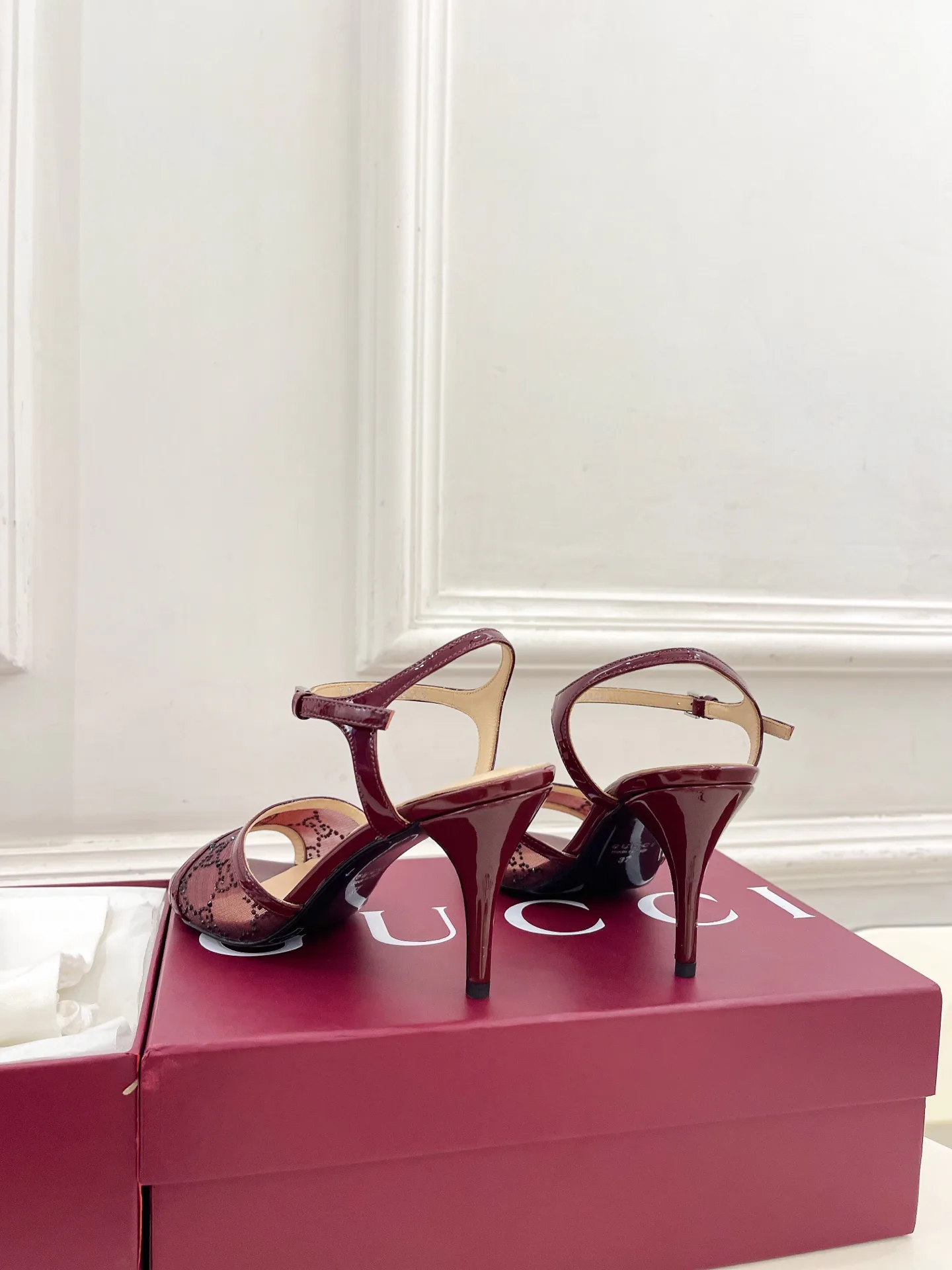 Босоножки Женские Gucci 13085030