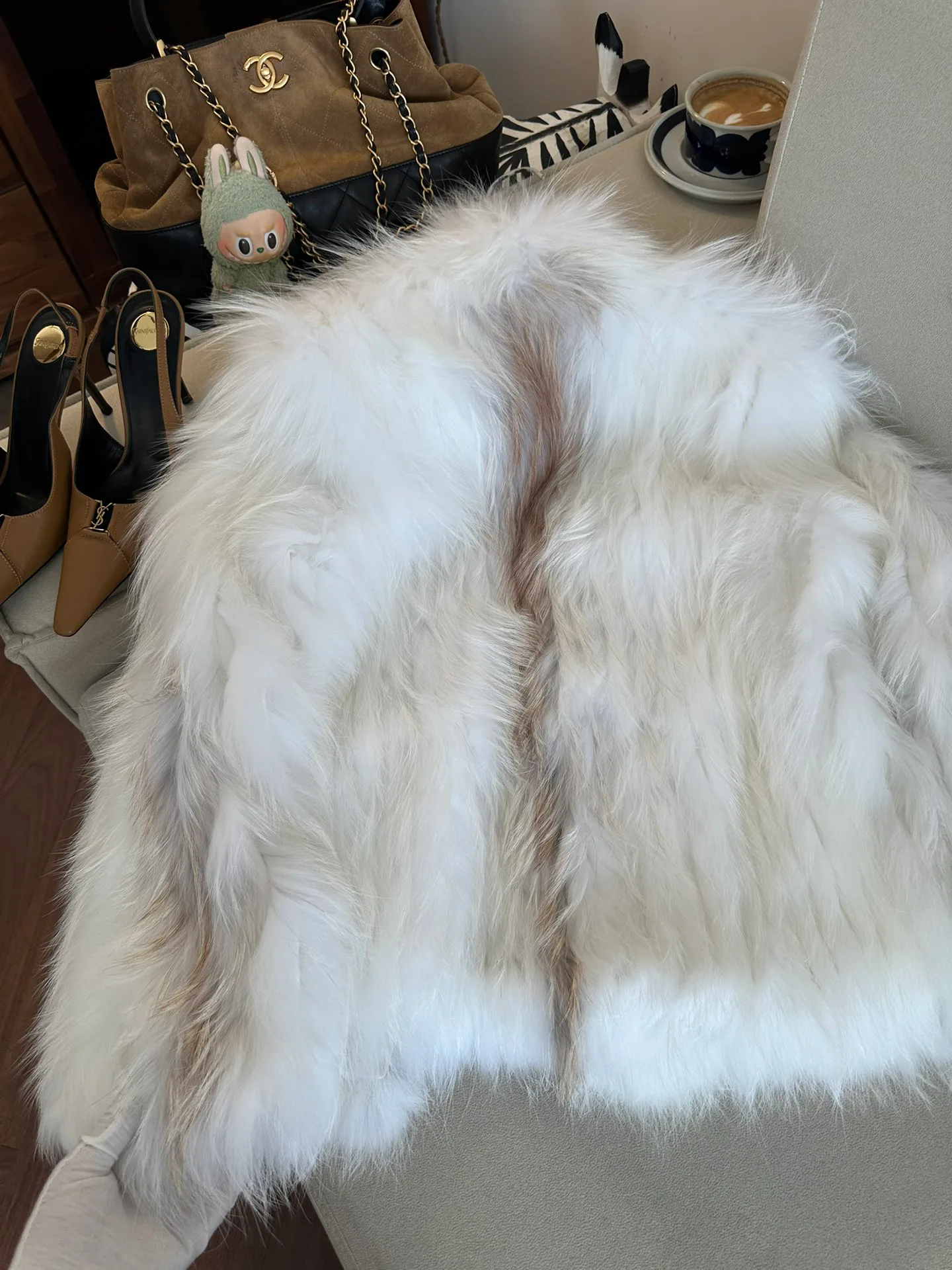 Шубы Женские Fendi 18437634