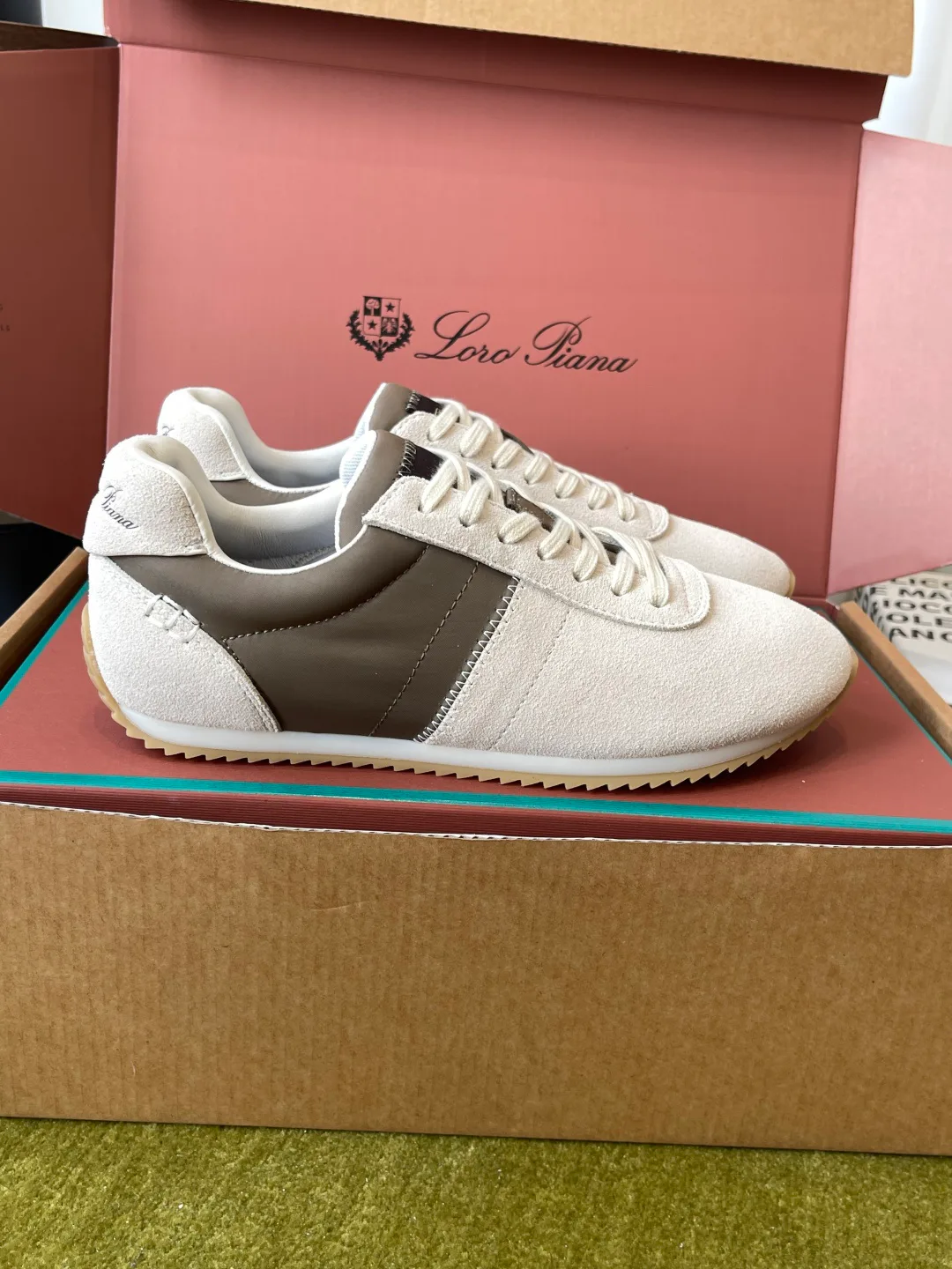 Кроссовки Женские Loro Piana 17424583