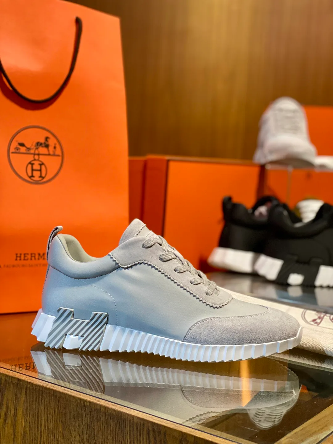 Кроссовки Женские Hermes 14118325