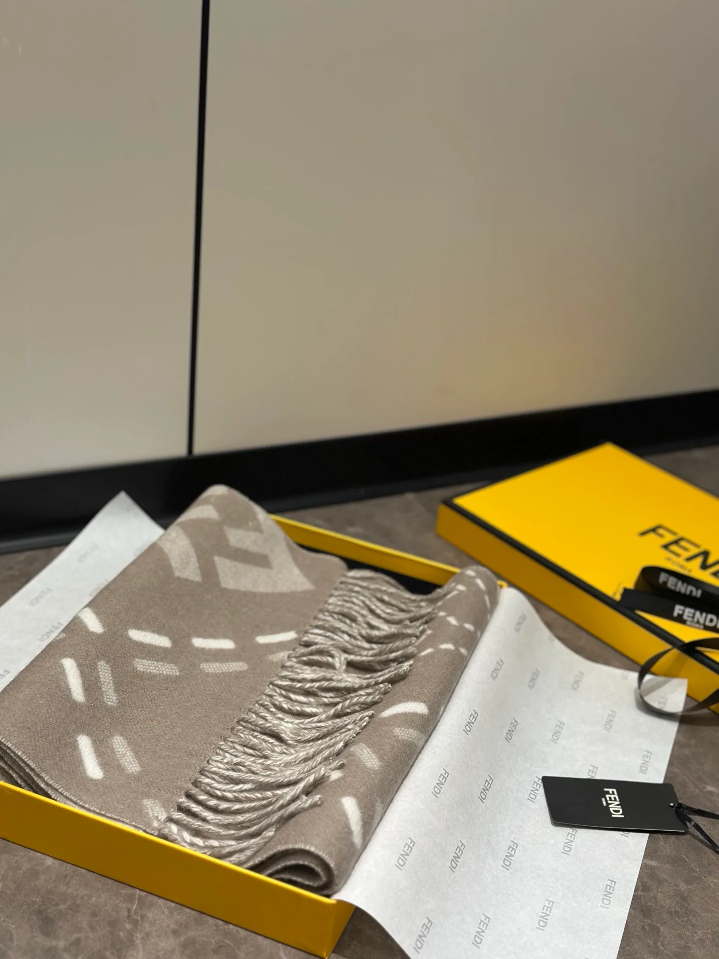 Шарфы Fendi 1686369