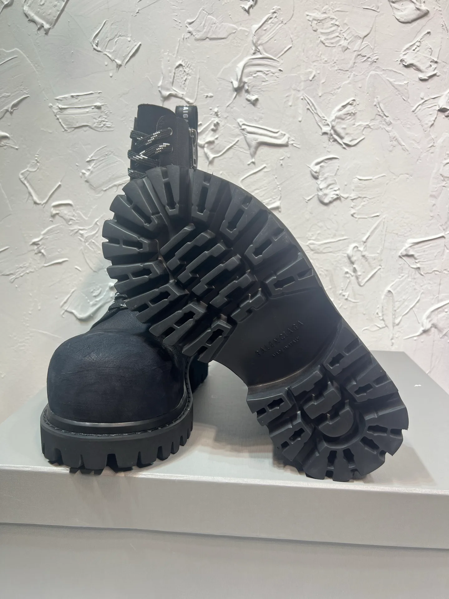 Ботинки Женские Balenciaga 18225224