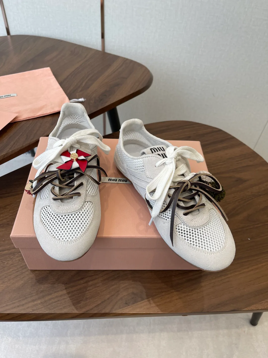 Кроссовки Женские Miu Miu 11645242