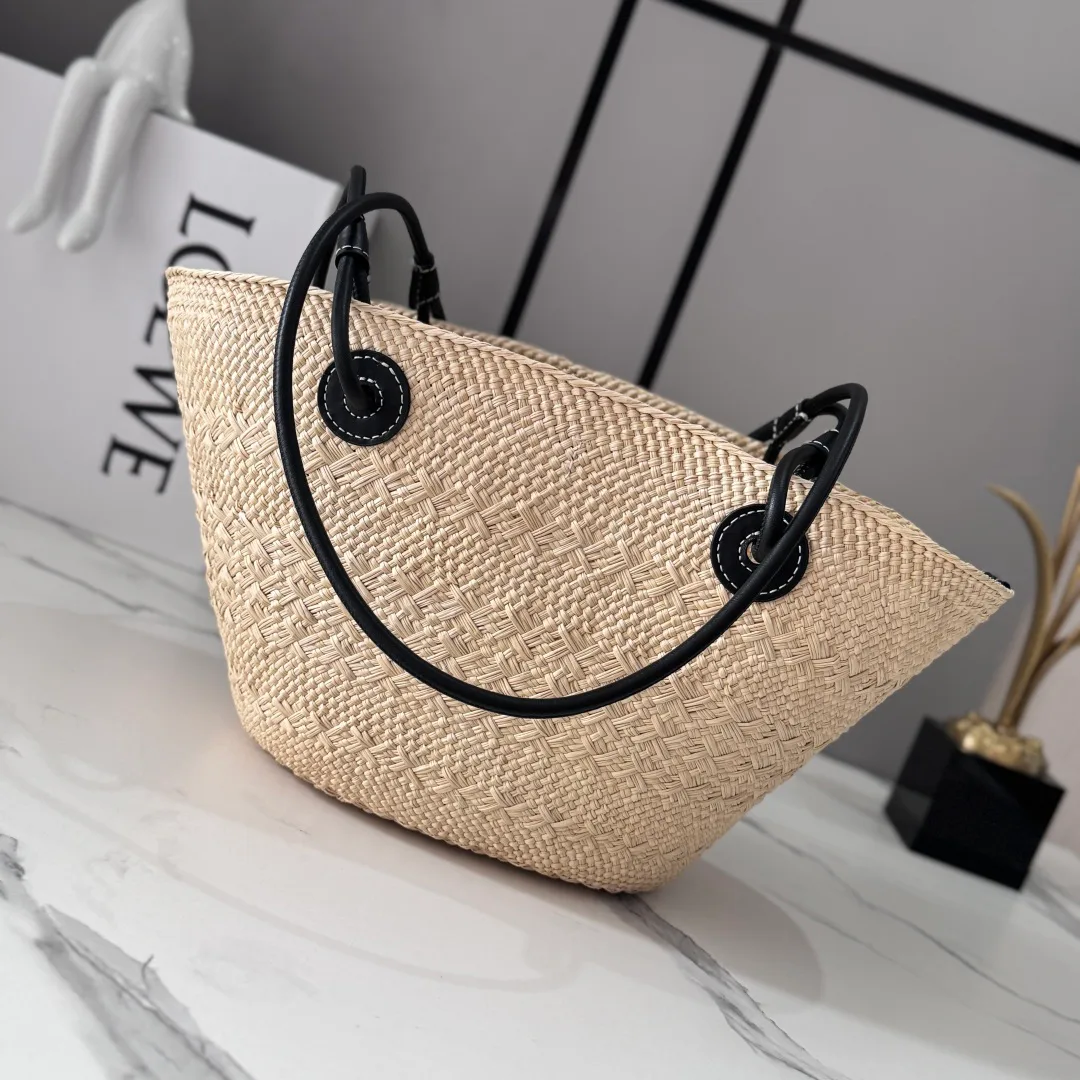 Классические Сумки Женские Loewe 16898692