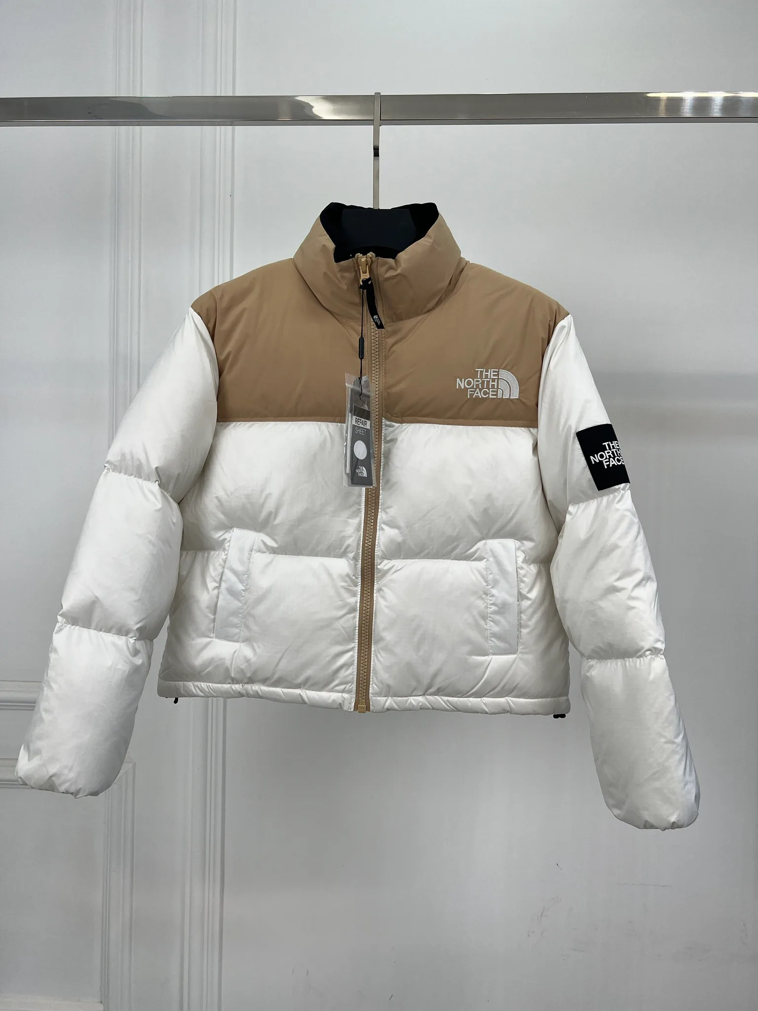 Куртки И Пуховики Женские The North Face 18415989