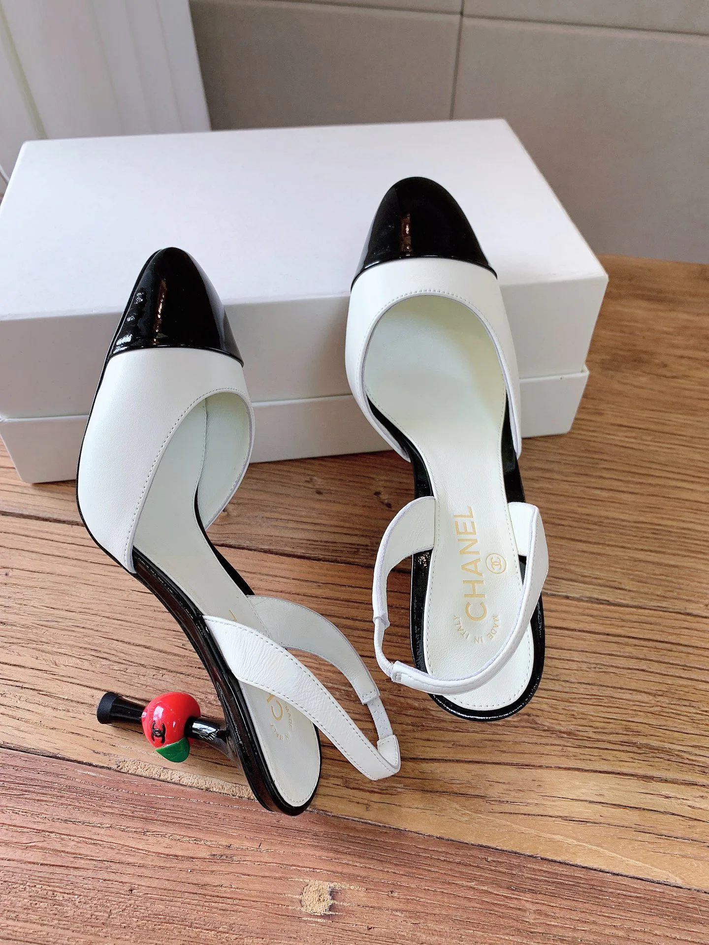 Туфли Женские Chanel 16942024