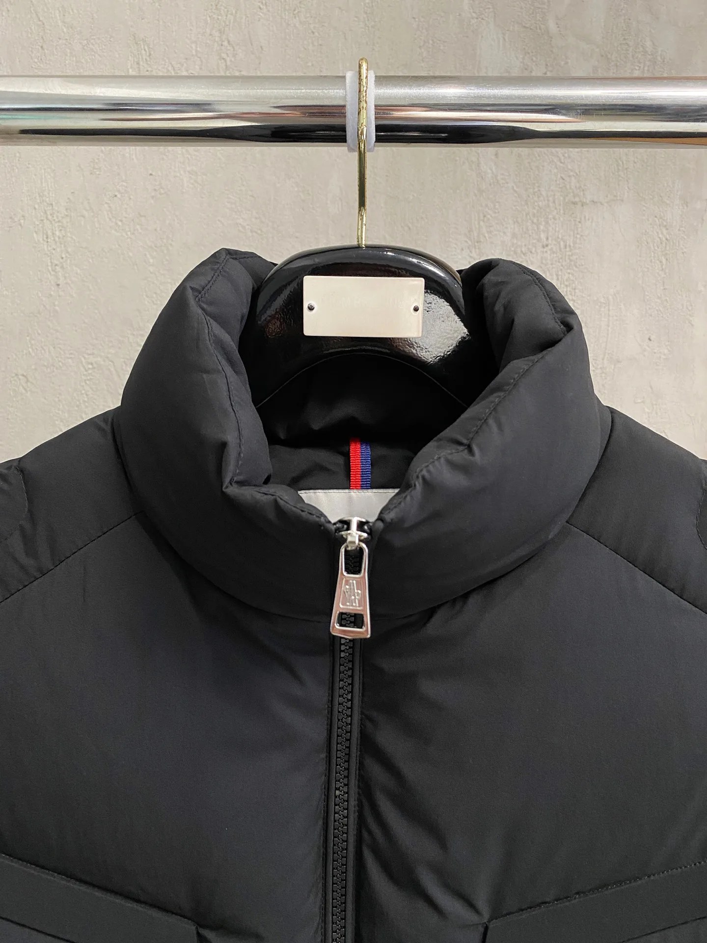 Куртки И Пуховики Мужские Moncler 243825