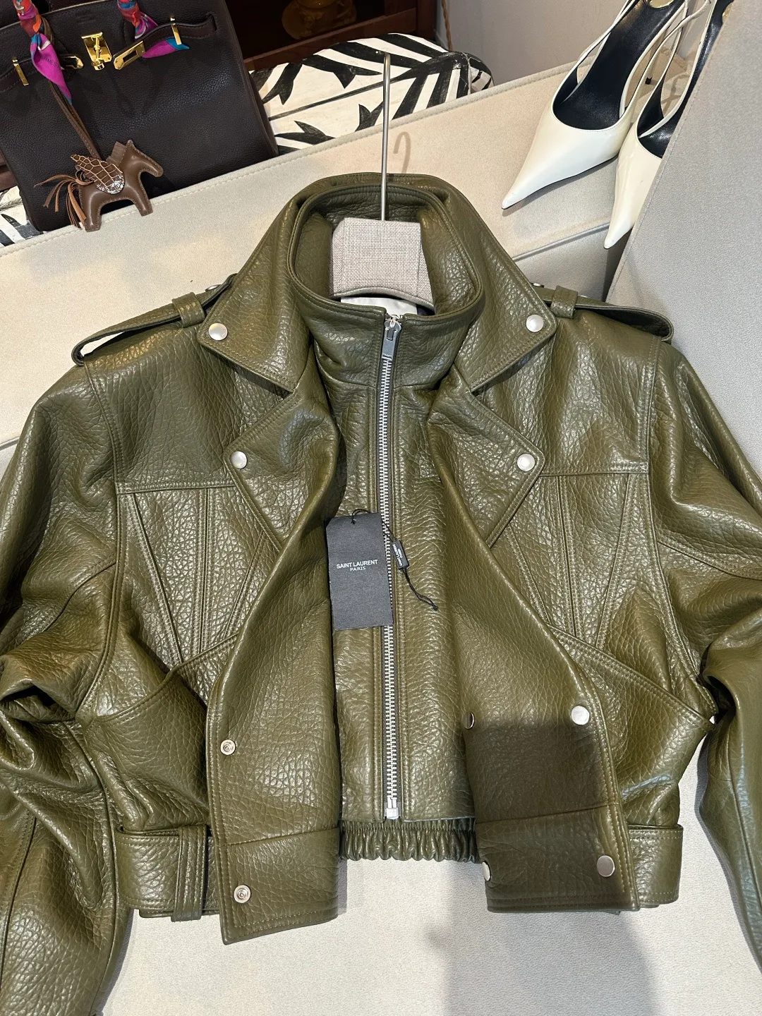 Кожаные Куртки И Дублёнки Женские Saint Laurent 18847550