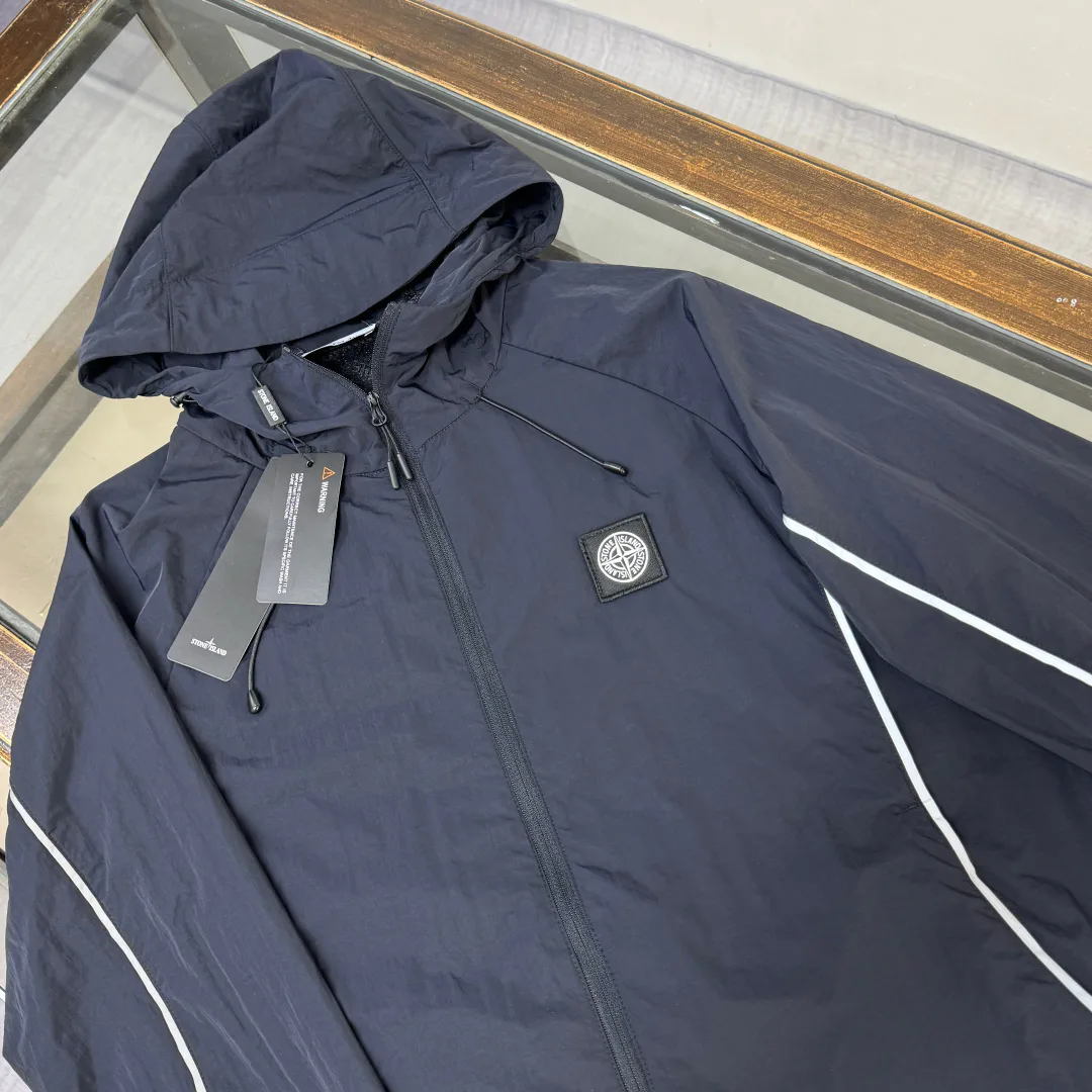 Куртки И Пуховики Мужские Stone Island 17286070
