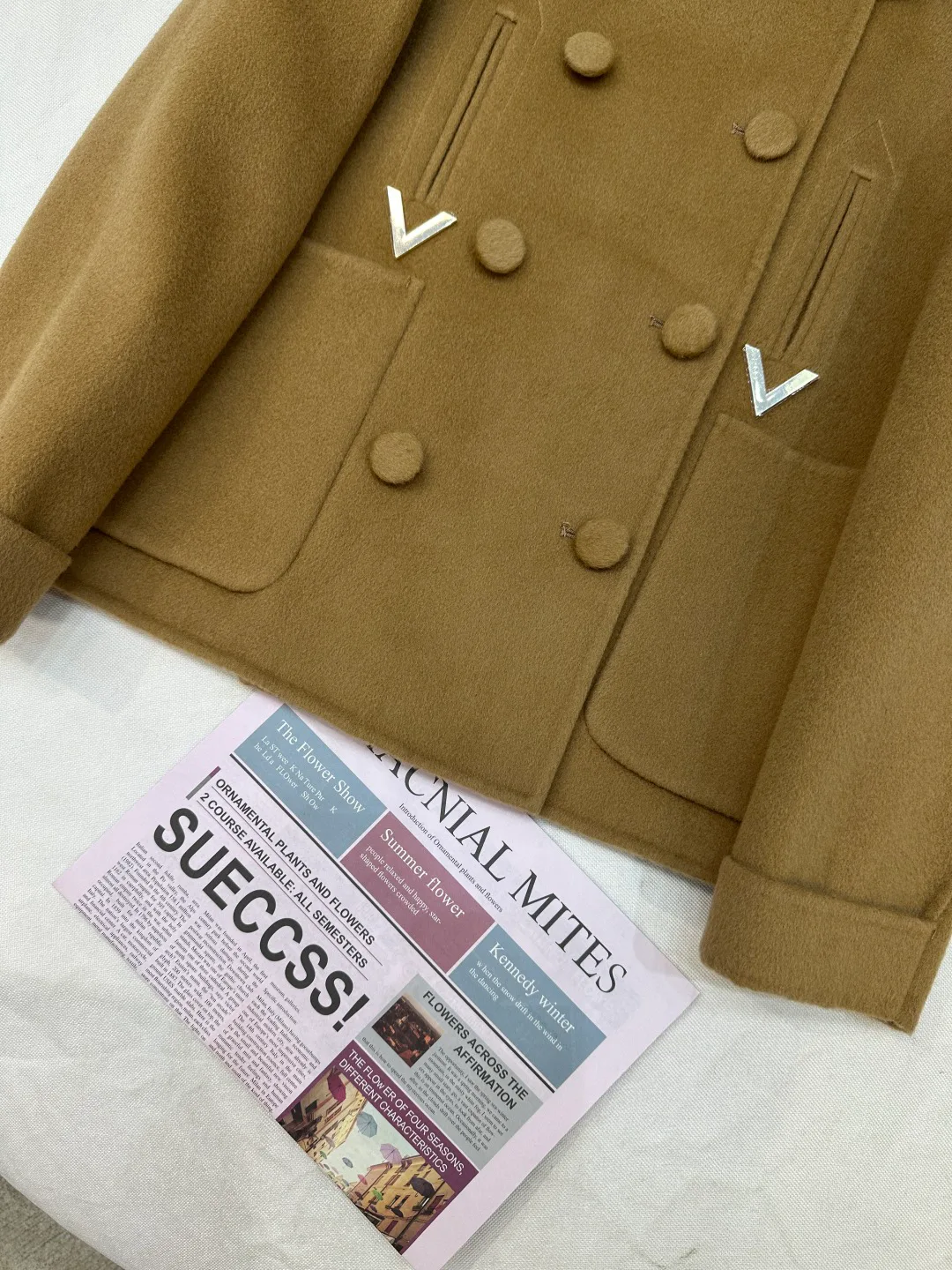 Куртки И Пуховики Женские Valentino 68527