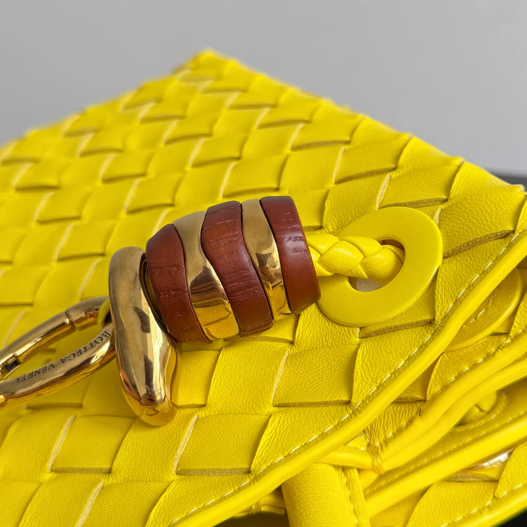 Сумки На Ремне Женские Bottega Veneta 217720