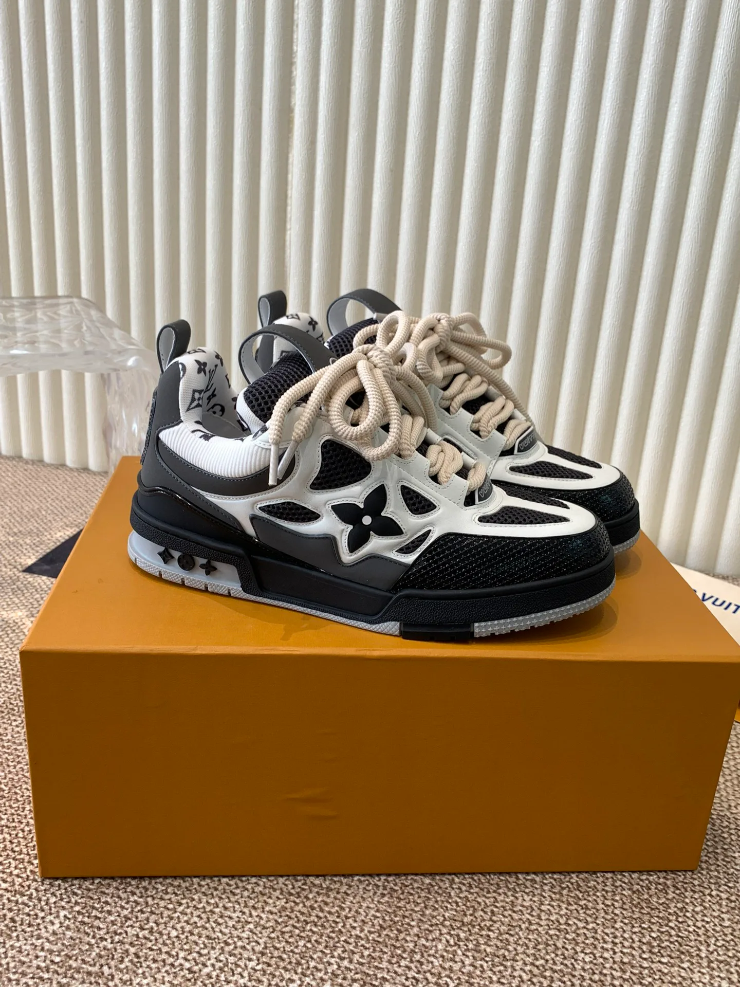 Кроссовки Женские Louis Vuitton 5369741