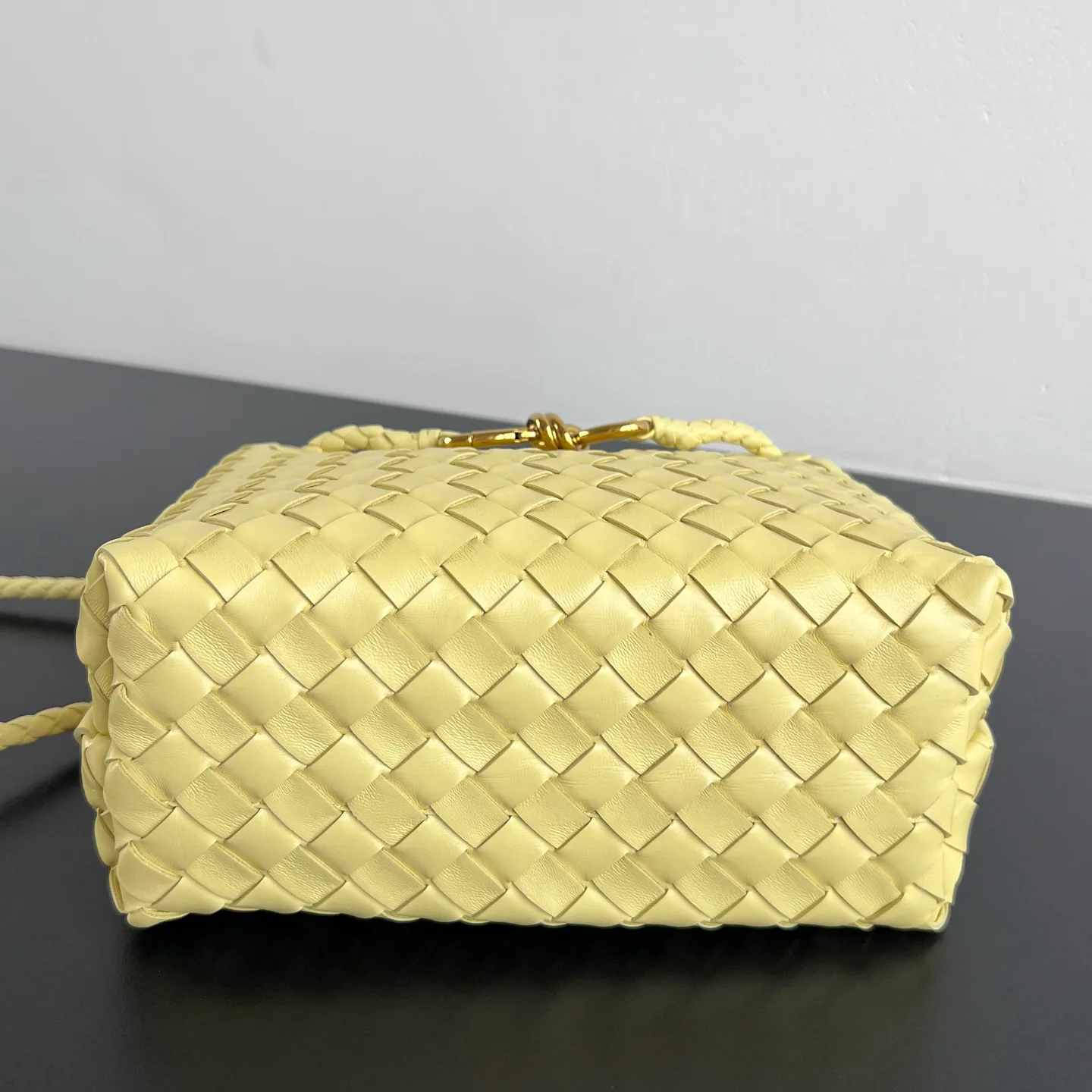 Классические Сумки Женские Bottega Veneta 17112448