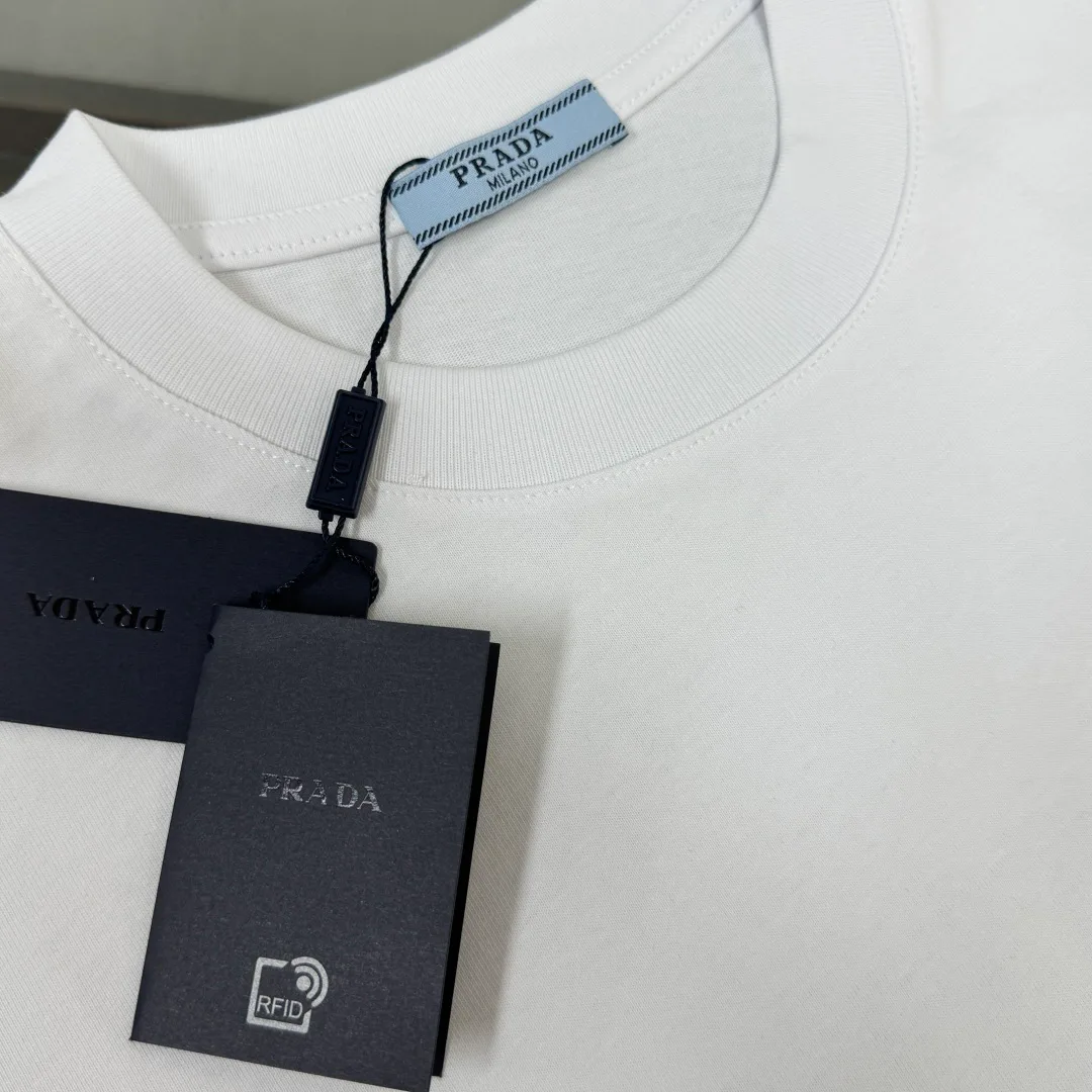 Футболки Женские Prada 10620149