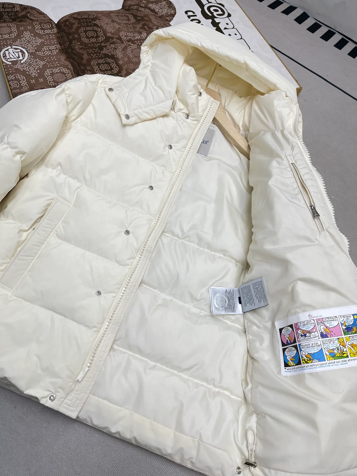 Куртки И Пуховики Женские Moncler 5379383