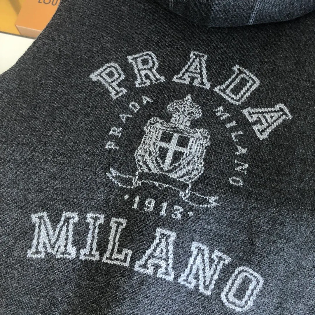 Жилеты Женские Prada 74695