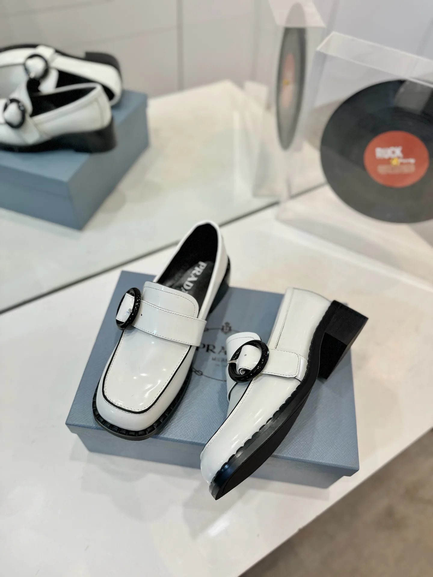 Лоферы Женские Prada 265101