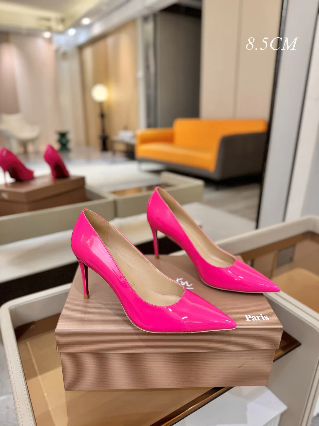 Туфли Женские Christian Louboutin 11079835