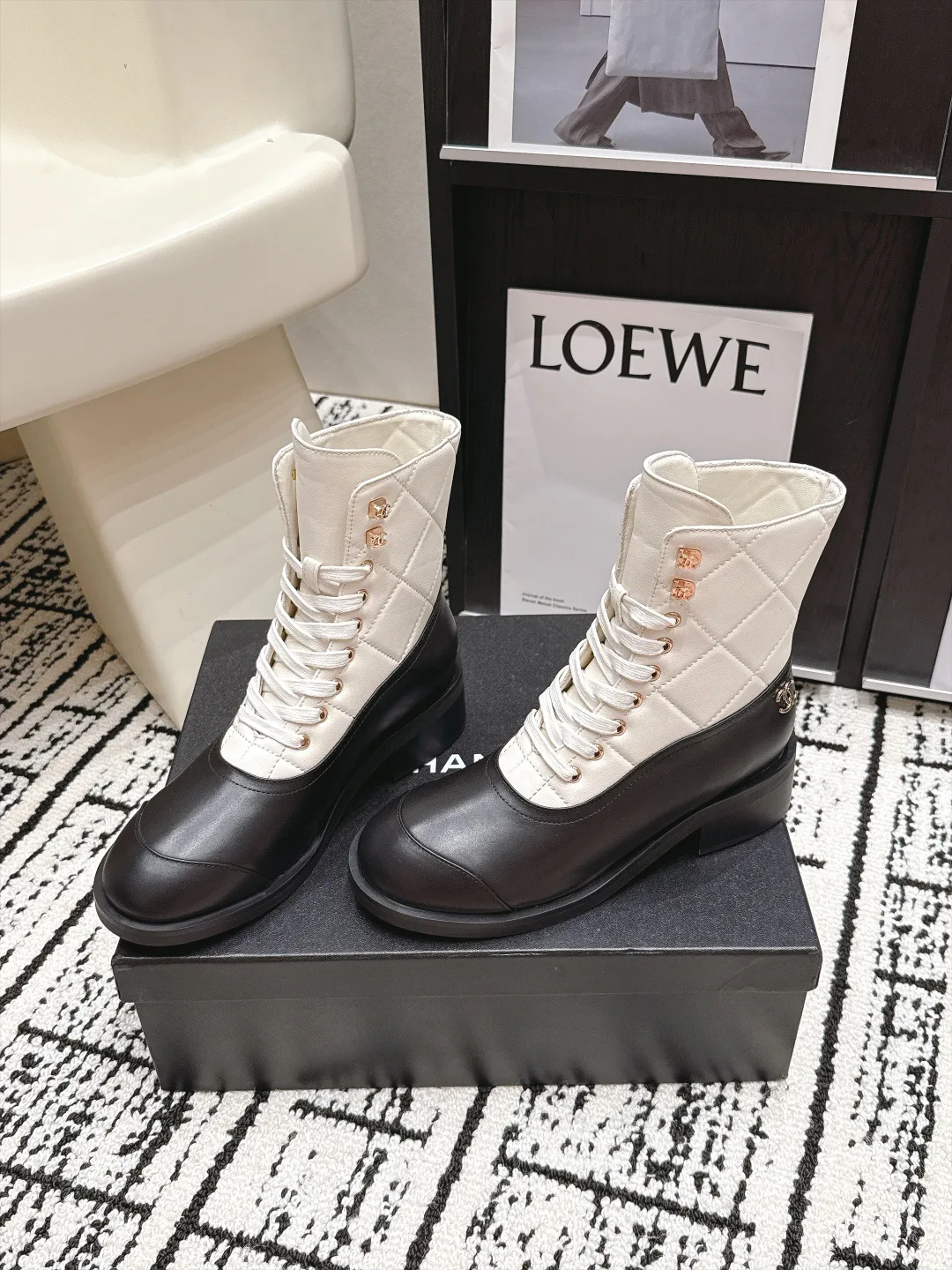 Ботинки Женские Chanel 18497865