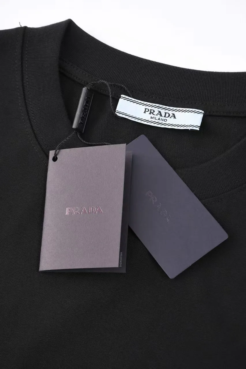 Футболки Женские Prada 2562843