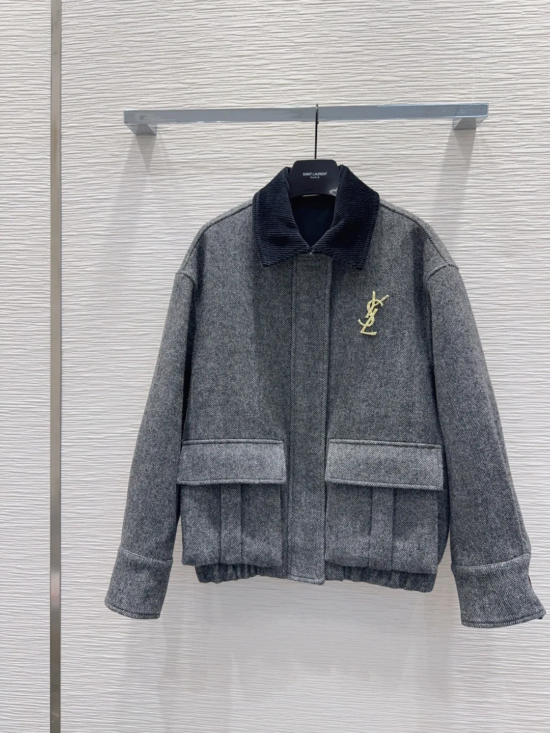 Куртки И Пуховики Женские Saint Laurent 561736